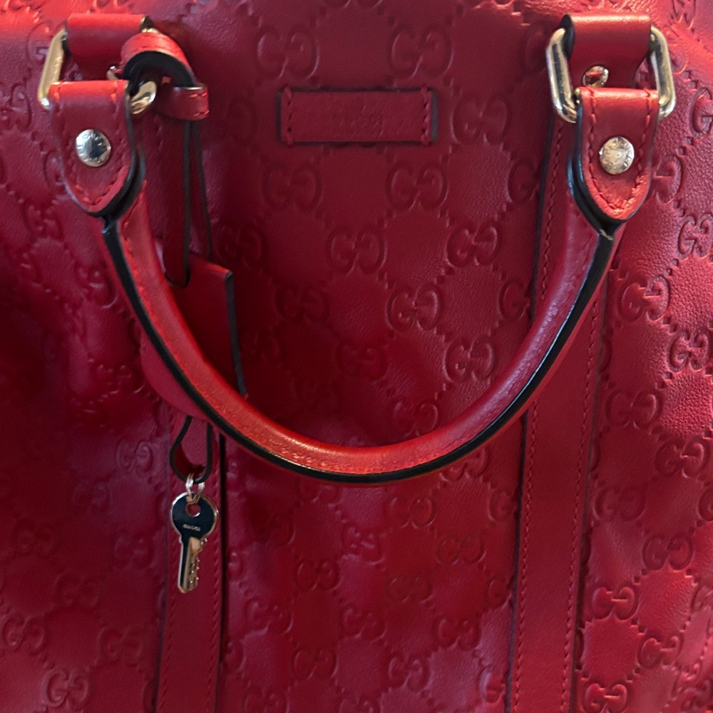Gucci Red Embossed Leather Duffle Bag - Picture 2 of 8